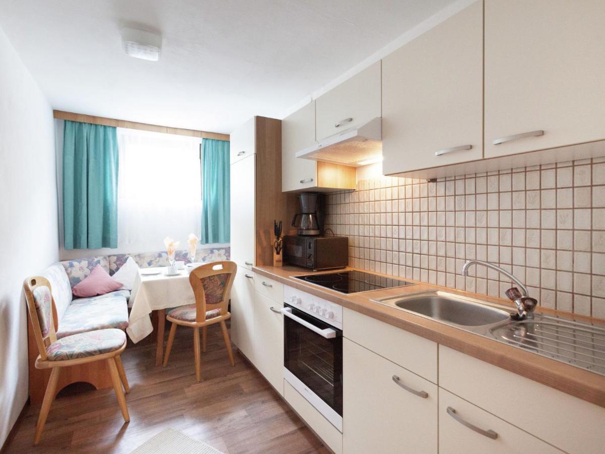 Guesthouse In Vent With Balcony ภายนอก รูปภาพ